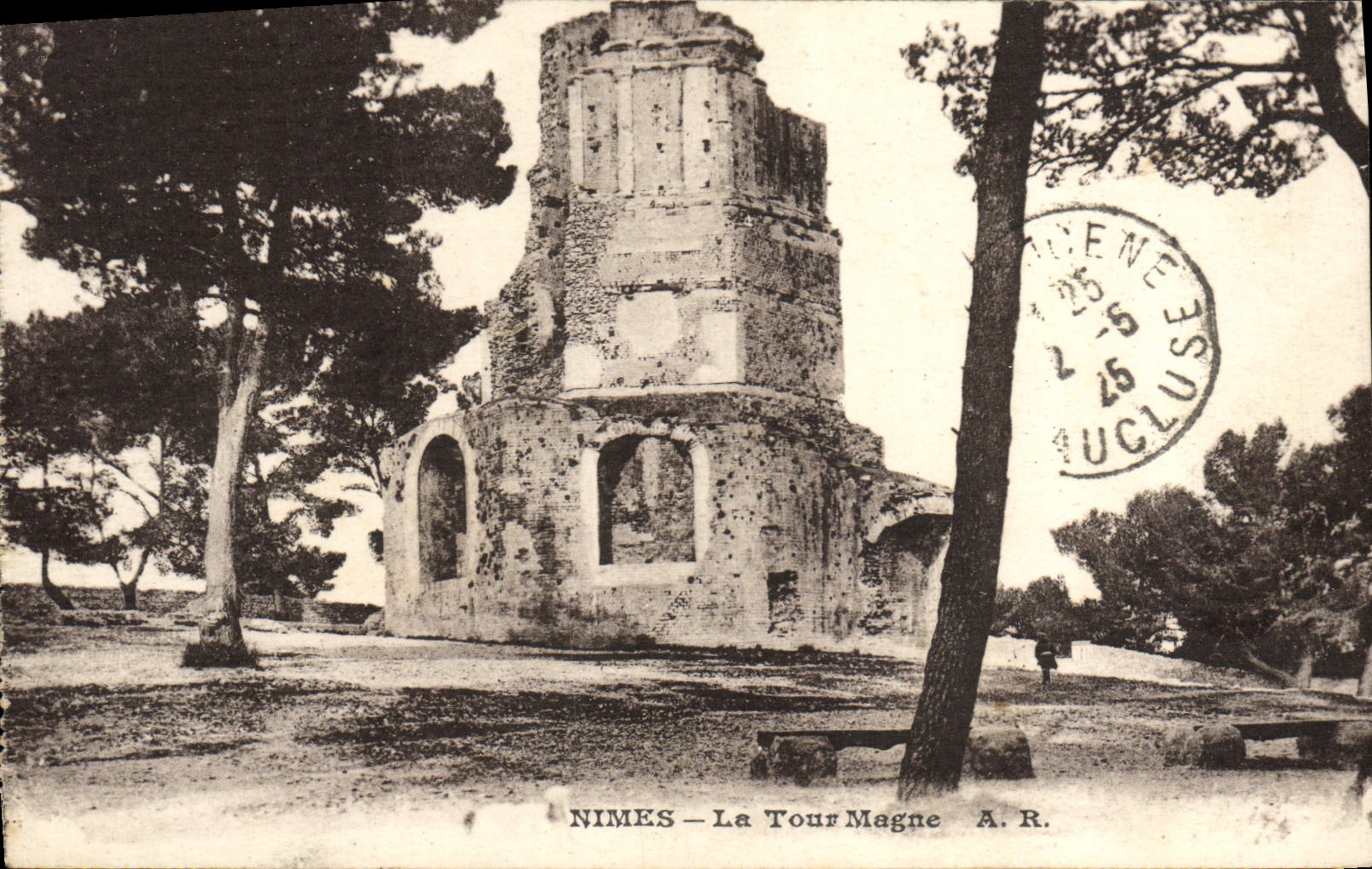 CPA Nimes La Tour Magne
