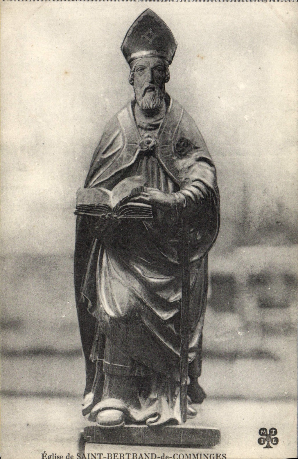 VINTAGE POSTCARD Church of Saint Bertrand de Comminges