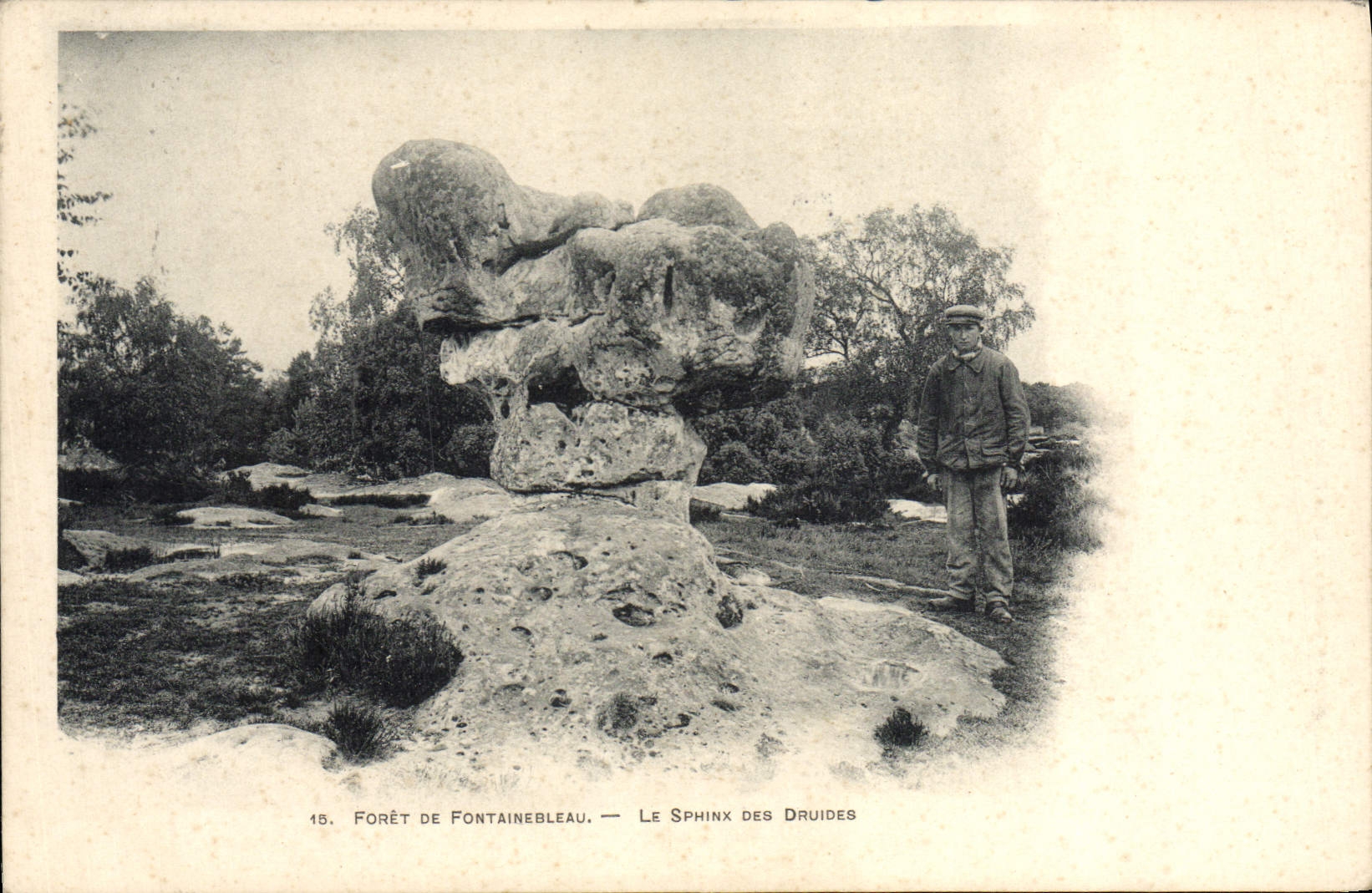 VINTAGE POSTCARD Drill De Fontainebleau the Sphinx of the Druids