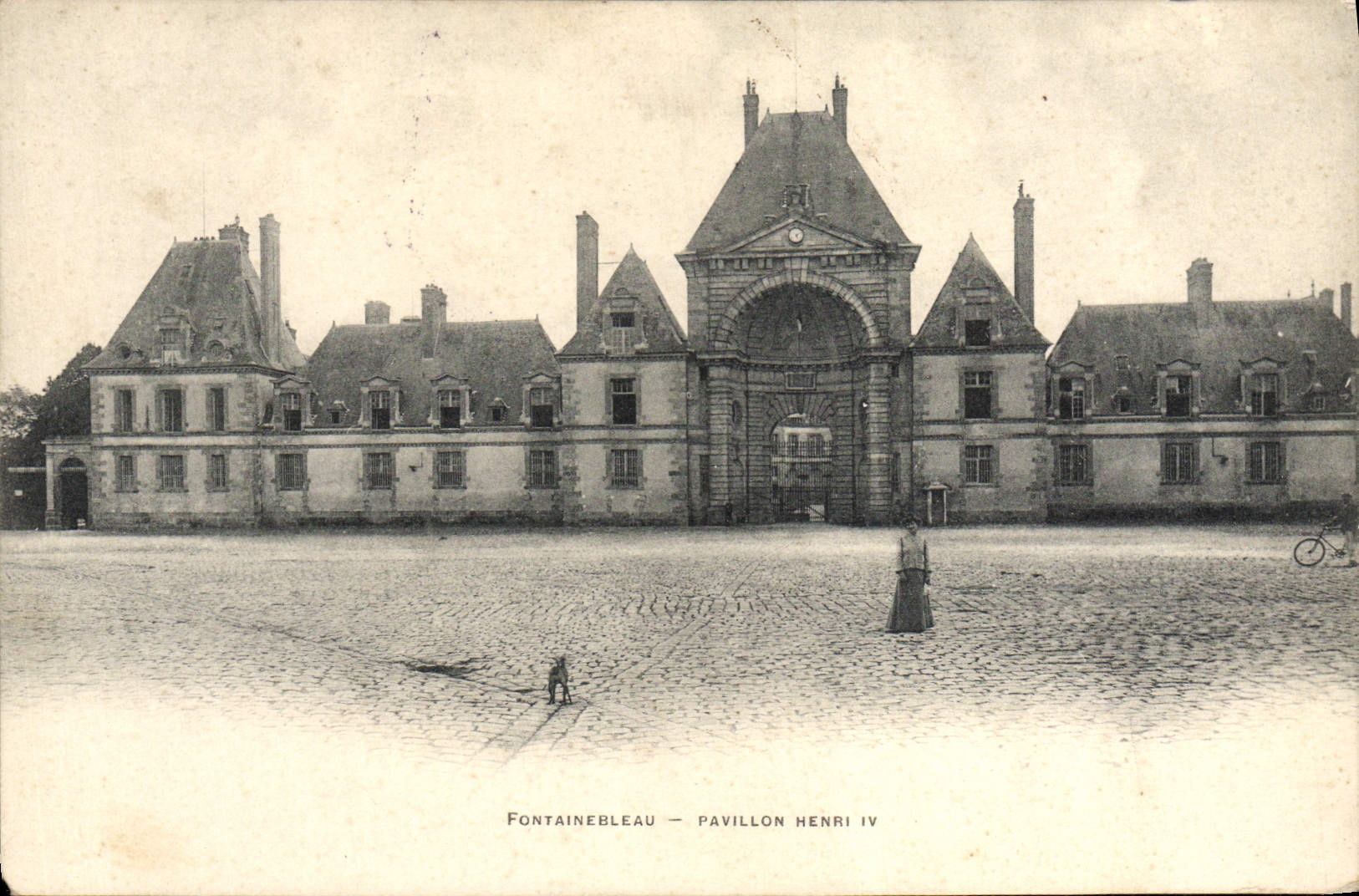 CPA Fontainebleau Pavillon Henri IV