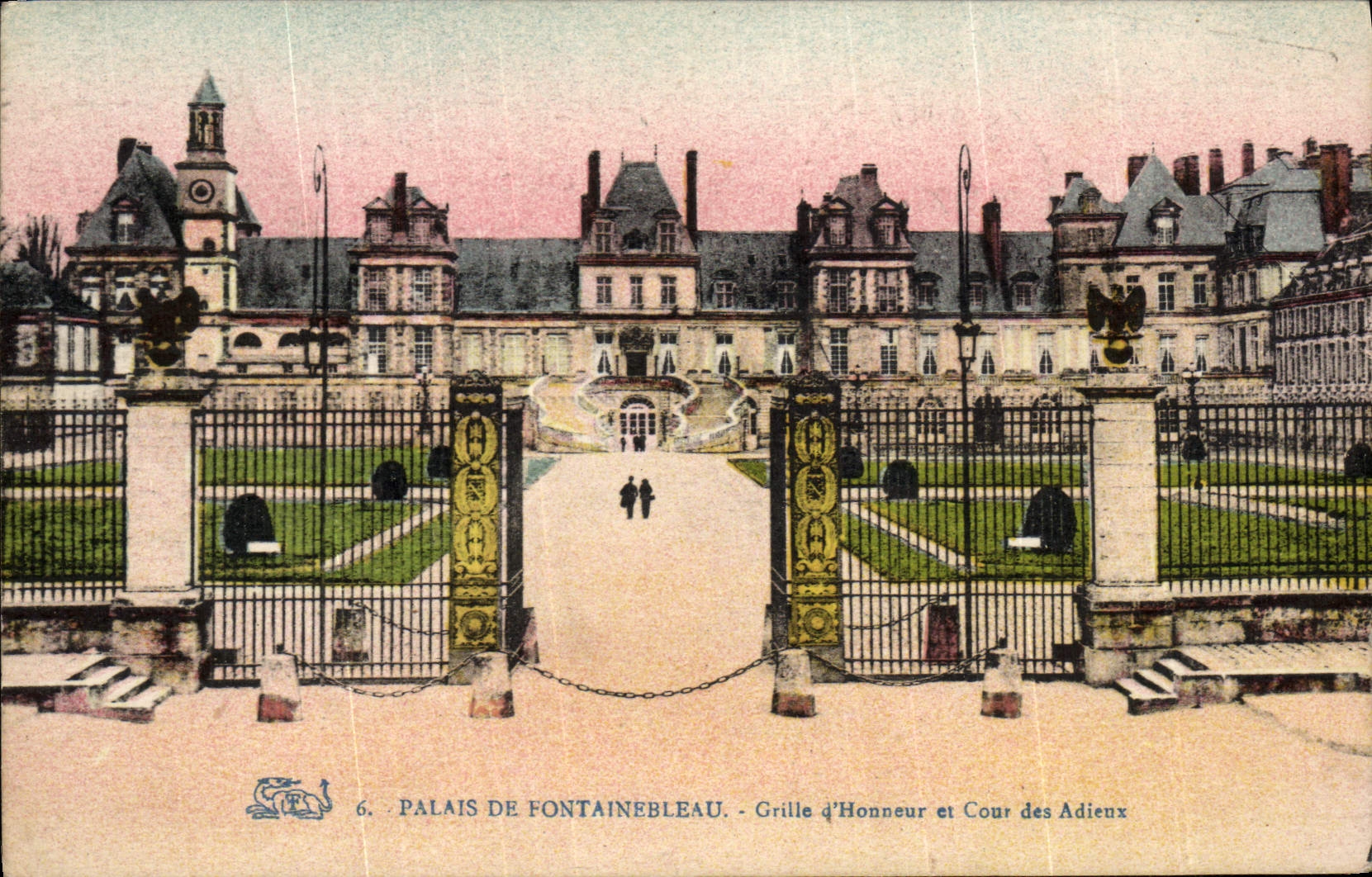 VINTAGE POSTCARD Parc De Fontainebleau Roasts Honor and Court of the Good-byes