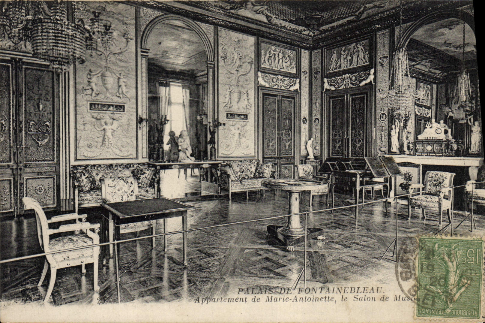 CPA Palais de Fontainebleau Appartement de Marie Antoinette le salon de musique 