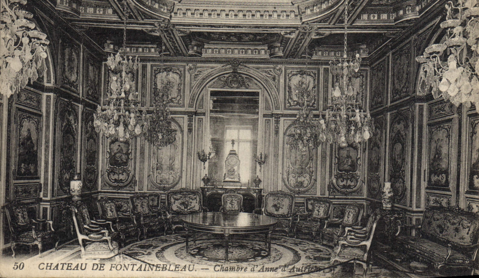 VINTAGE POSTCARD Castle De Fontainebleau Room of Anne of Austria