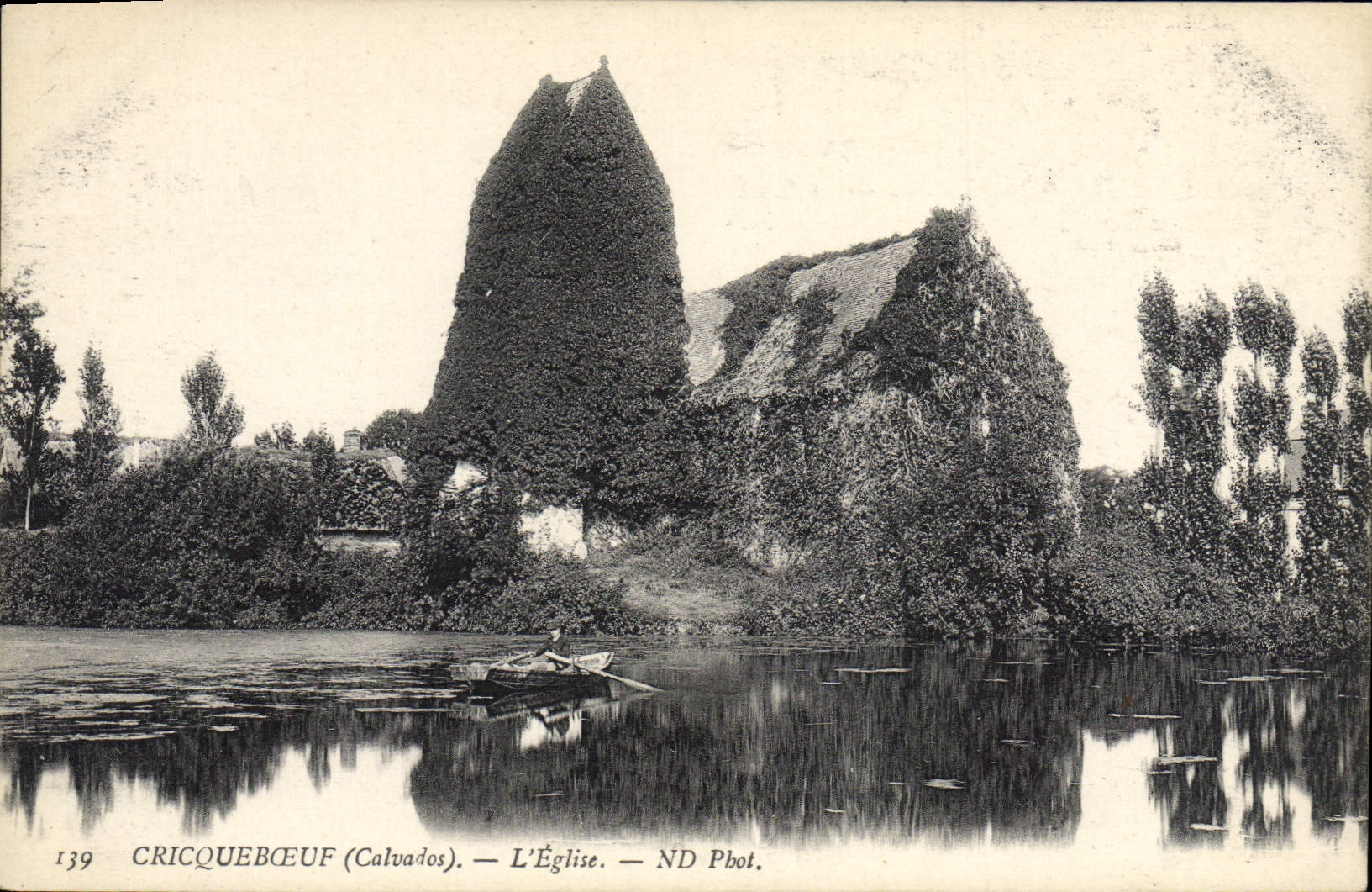 POSTAL Cricqueboeuf de la VENDIMIA la iglesia