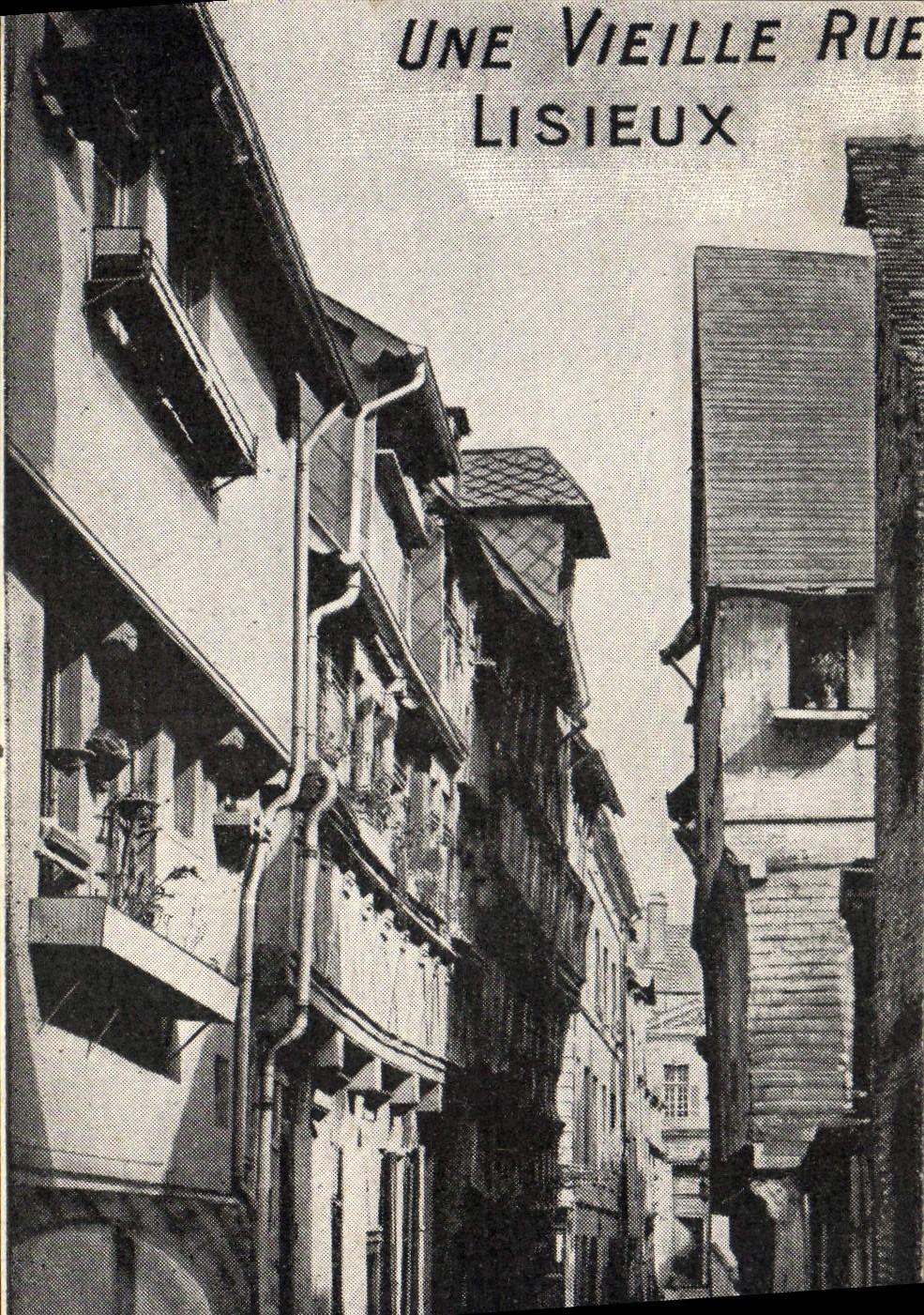 CPA Une Vieille Rue Lisieux 