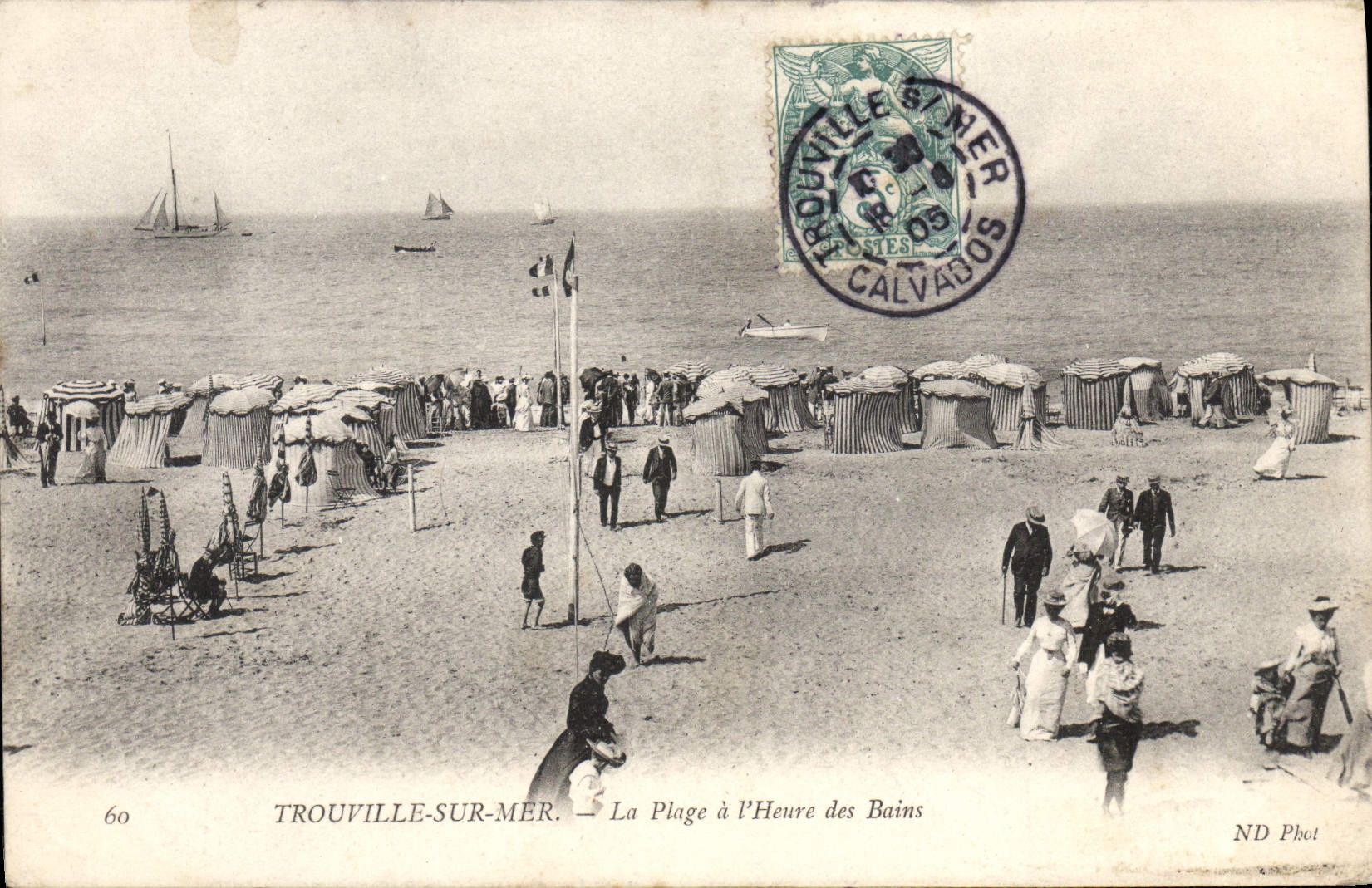 CPA Trouville sur Mer La Plage a l'Heure des Bains 