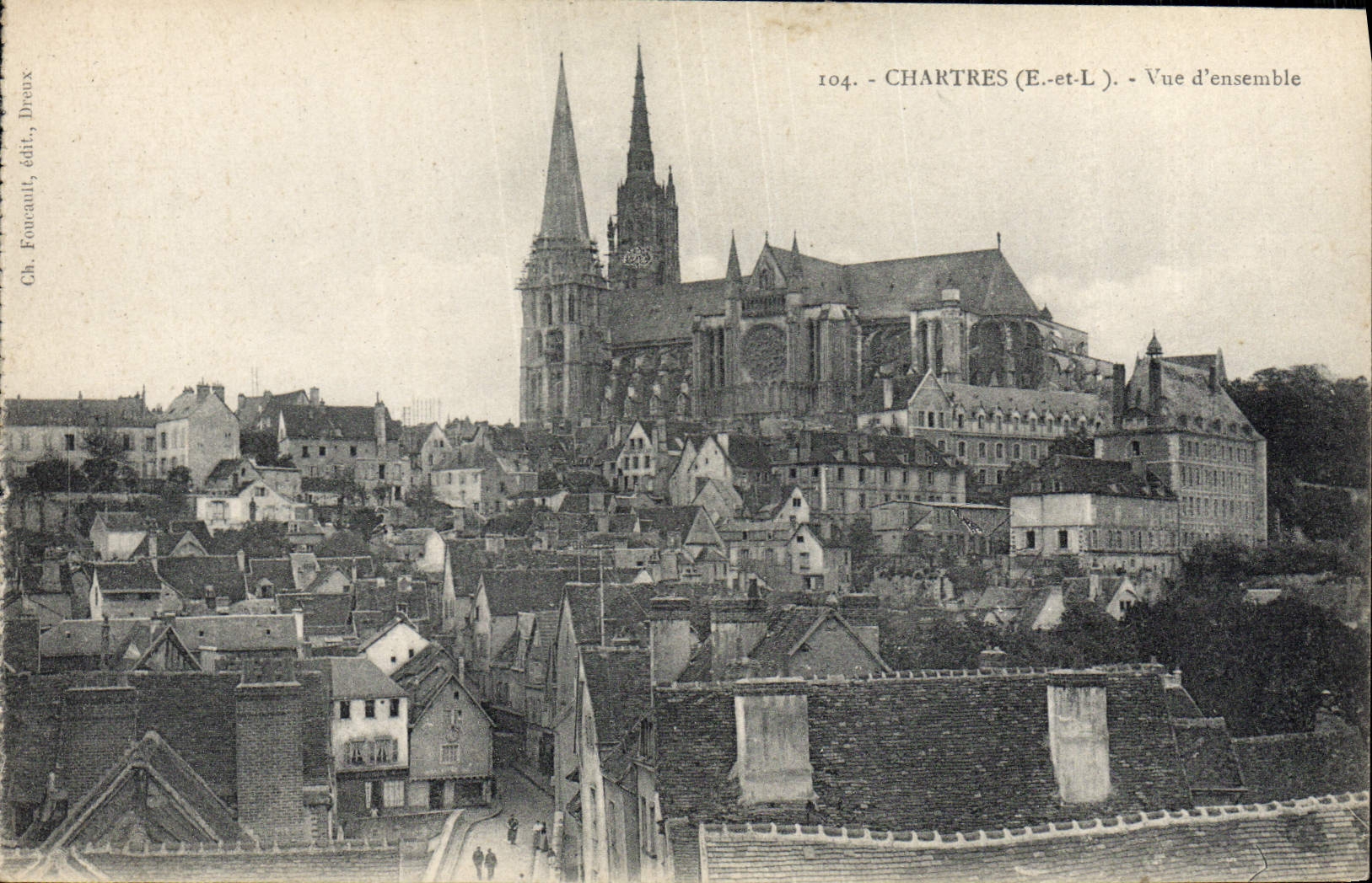CPA Chartres Vue d'ensemble 