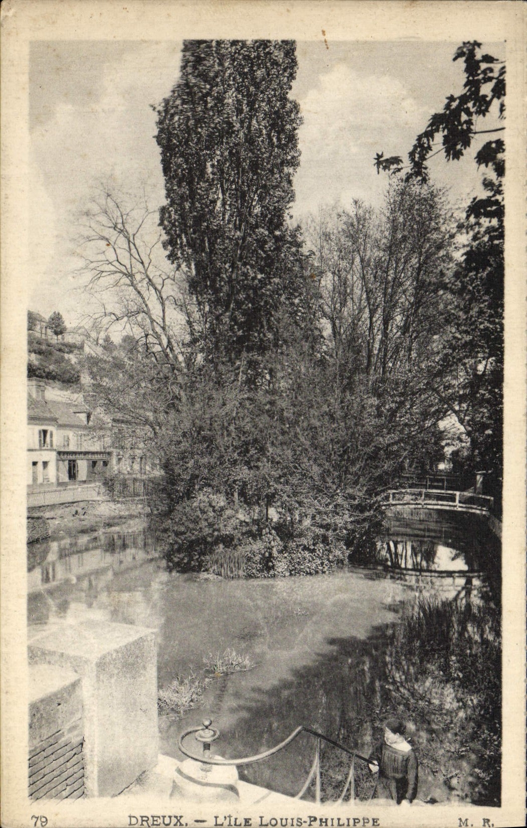 CPA Dreux L'lle Louis Philippe 