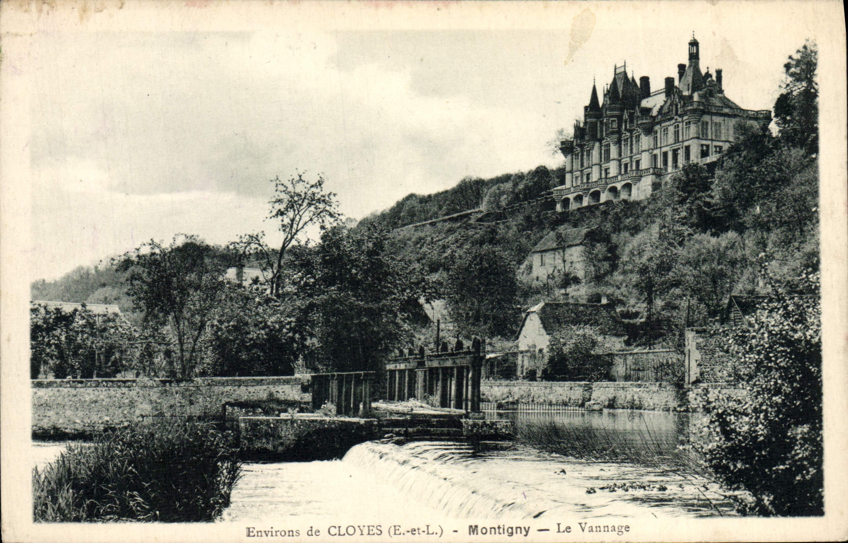 CPA Environs de Cloyes Montigny Le Vannage 