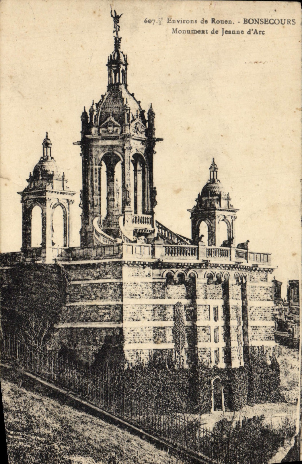 CPA Bonsecours Monument de Jeanne d'Arc 