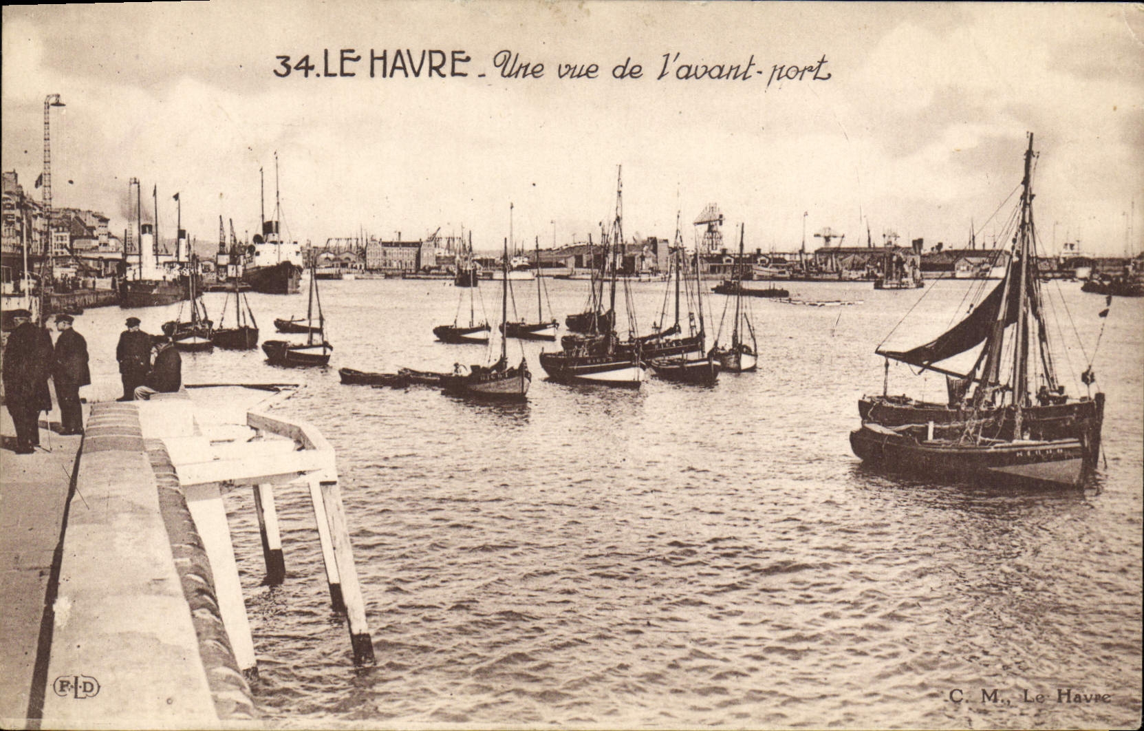 POSTAL Le Havre de la VENDIMIA una vista antes de los barcos portuarios