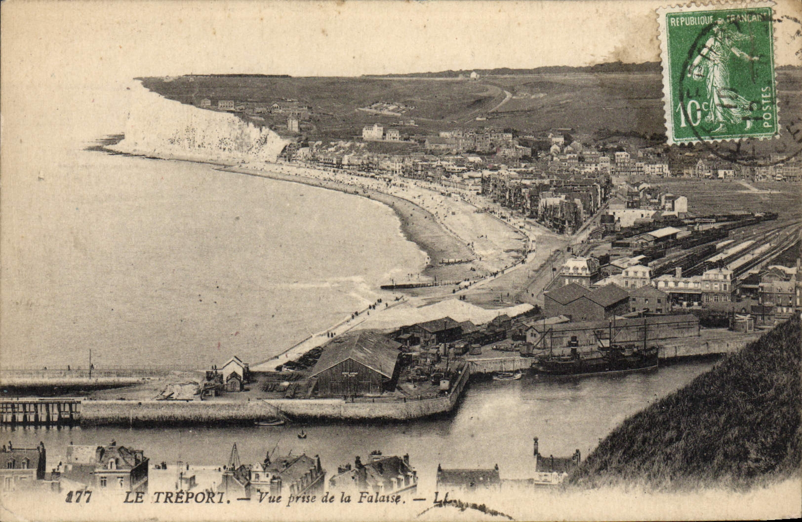 POSTAL Treport de la VENDIMIA vista del acantilado