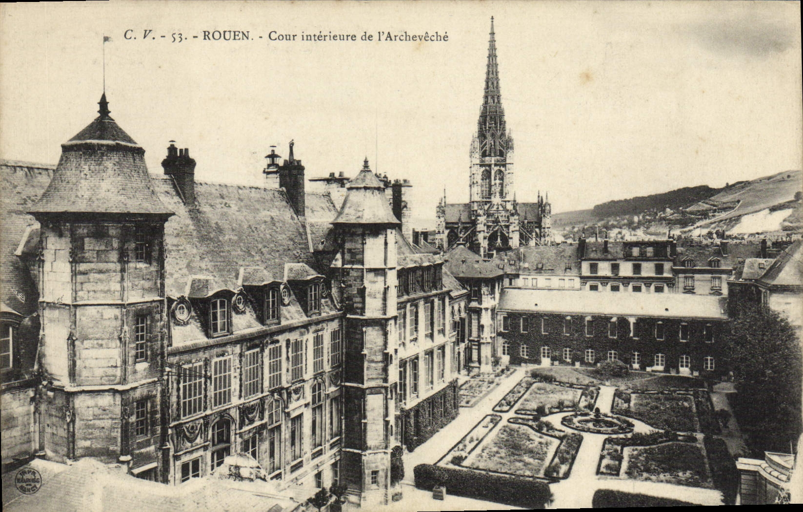 Corte interior de Ruán de la POSTAL de la VENDIMIA del palacio del arzobispo