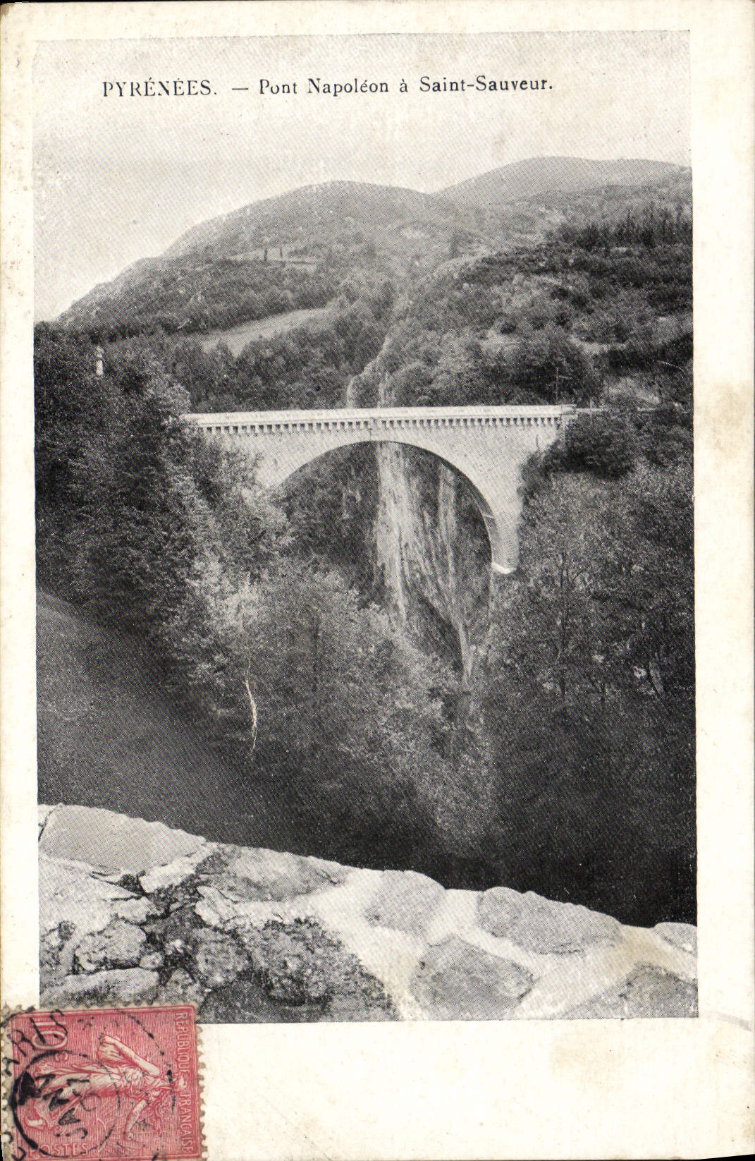 VINTAGE POSTCARD the Pyrenees Pont Napoleon has Saint Saver