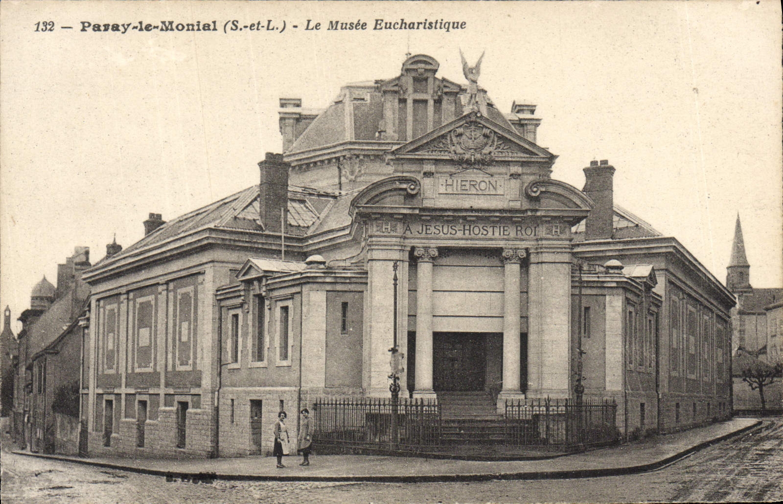 VINTAGE POSTCARD Paray Monial the Eucharistique Museum