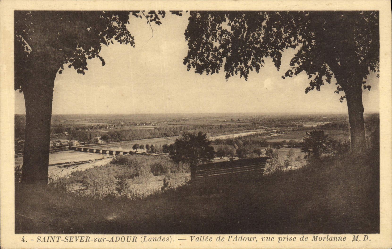 CPA Saint Sever Sur Adour Vallee de L'Adour vue prise de Morlanne