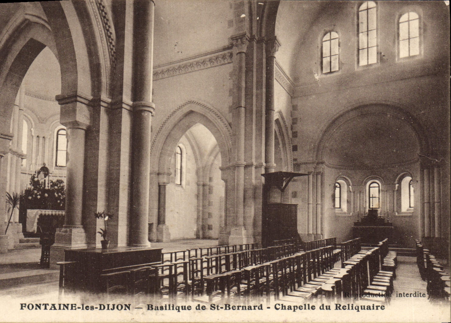 CPA Fontaine les Dijon Basilique de St Bernard Chapelle du Reliquaire