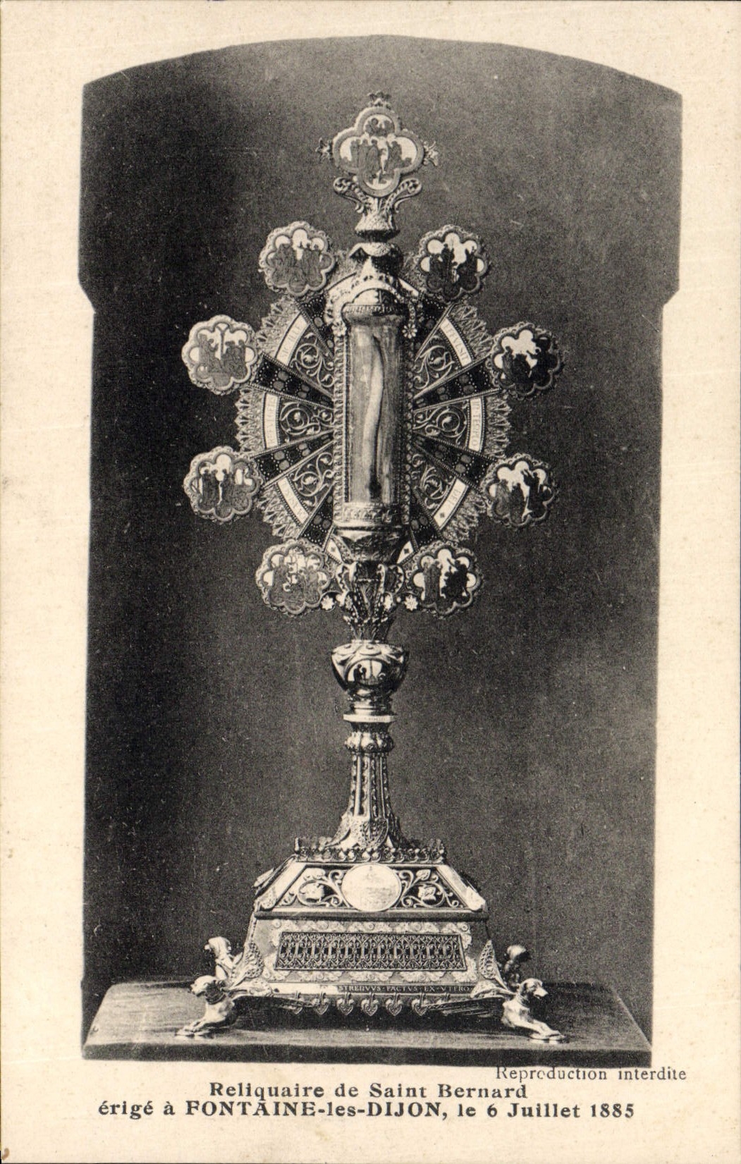 CPA Reliquaire de Saint Bernard erige a Fontaine les Dijon