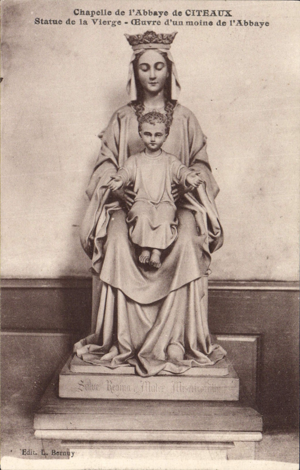 CPA Chapelle de Citeaux Staue de la Vierge Oeuvre d'un moine de l'abbaye