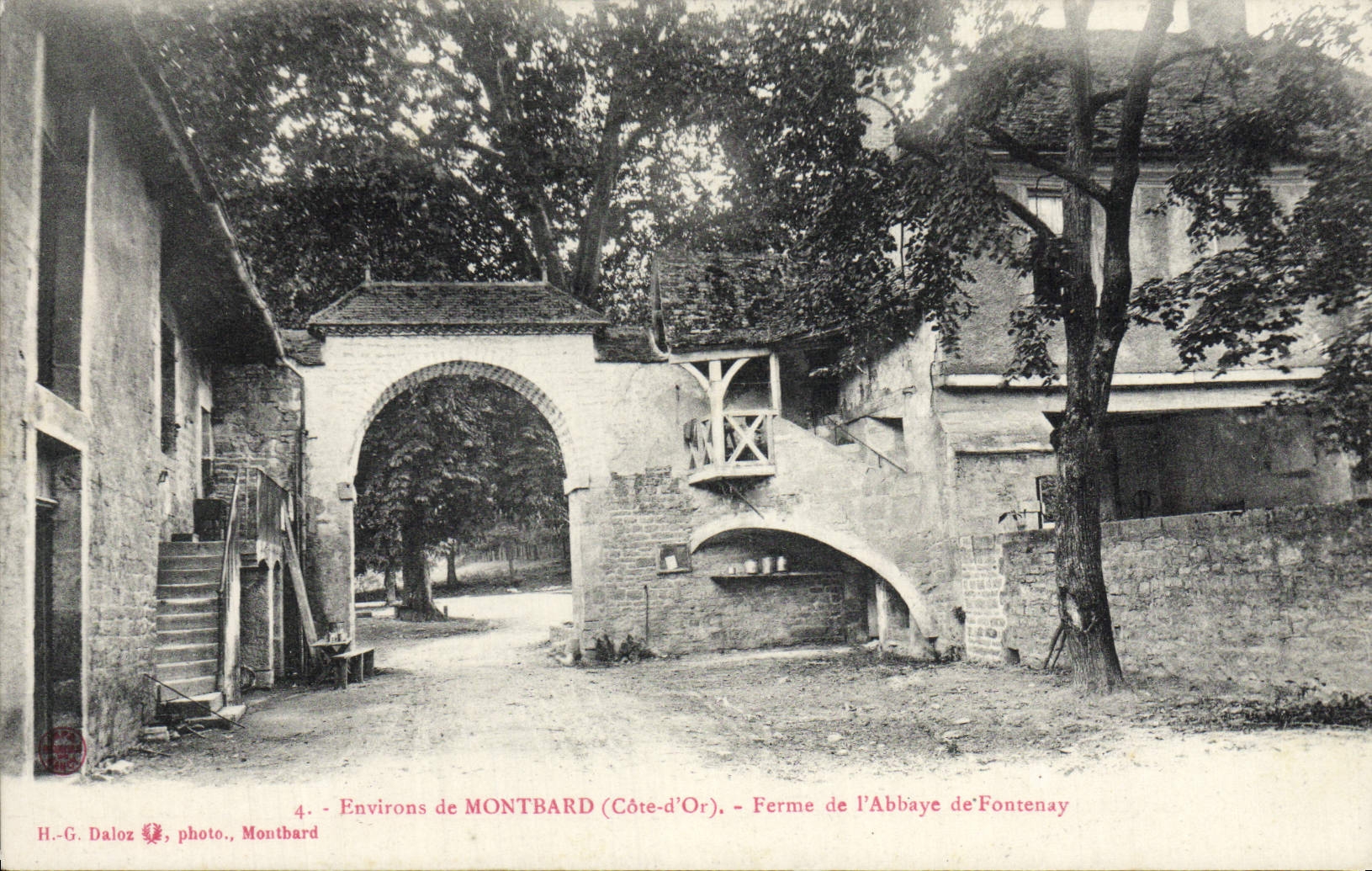 CPA Environs de Montbard Ferme de L'Abbaye de Fontenay