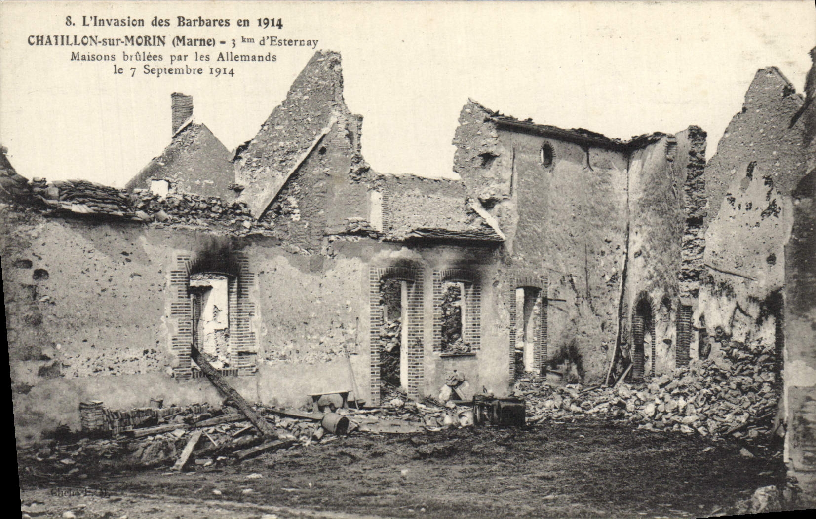 CPA Chatillon Sur Morin Maisons Brulees Militaria 