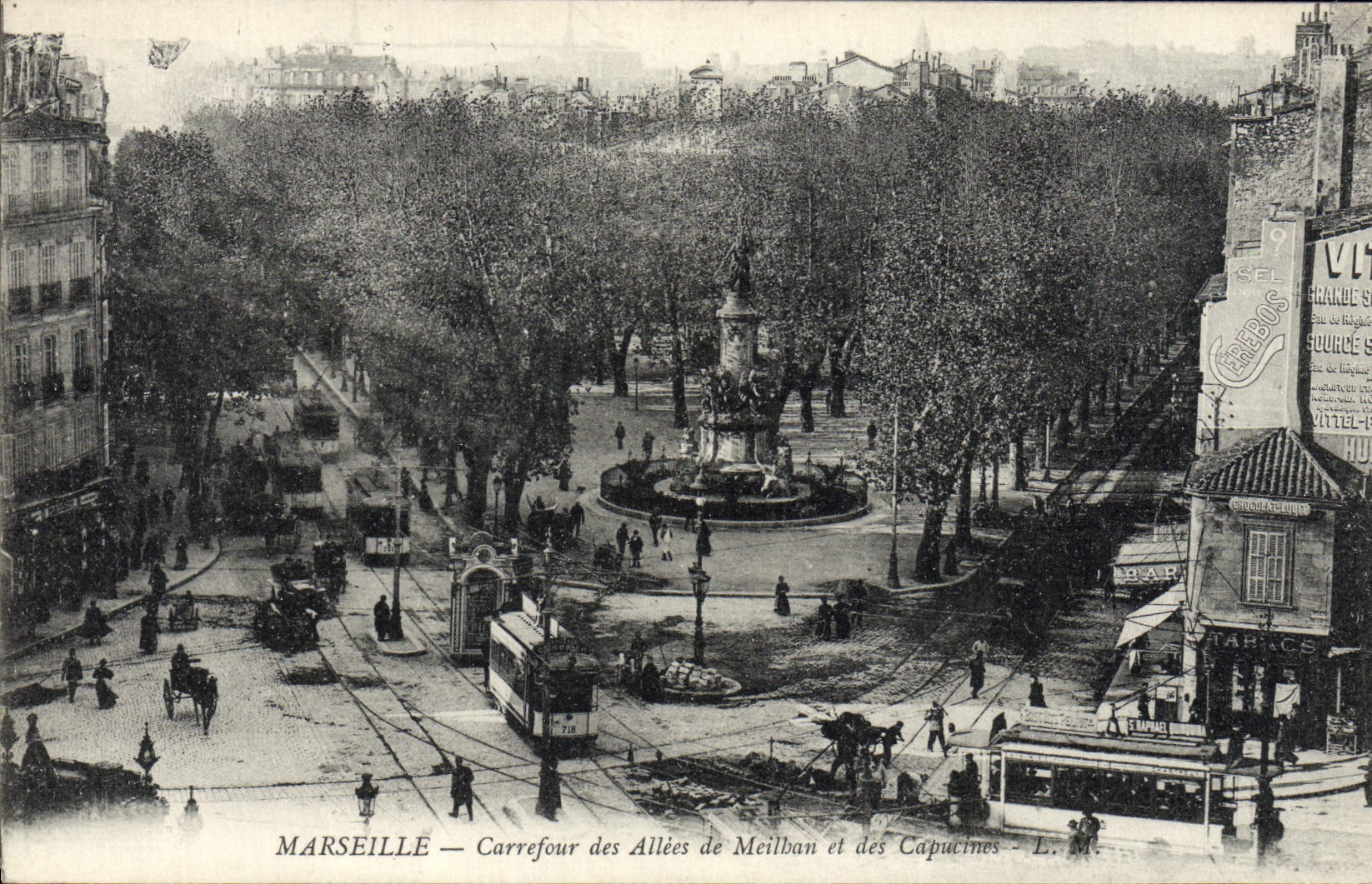 CPA Marseille Carrefour des Allees de Meilhan et des Capucines Tramway