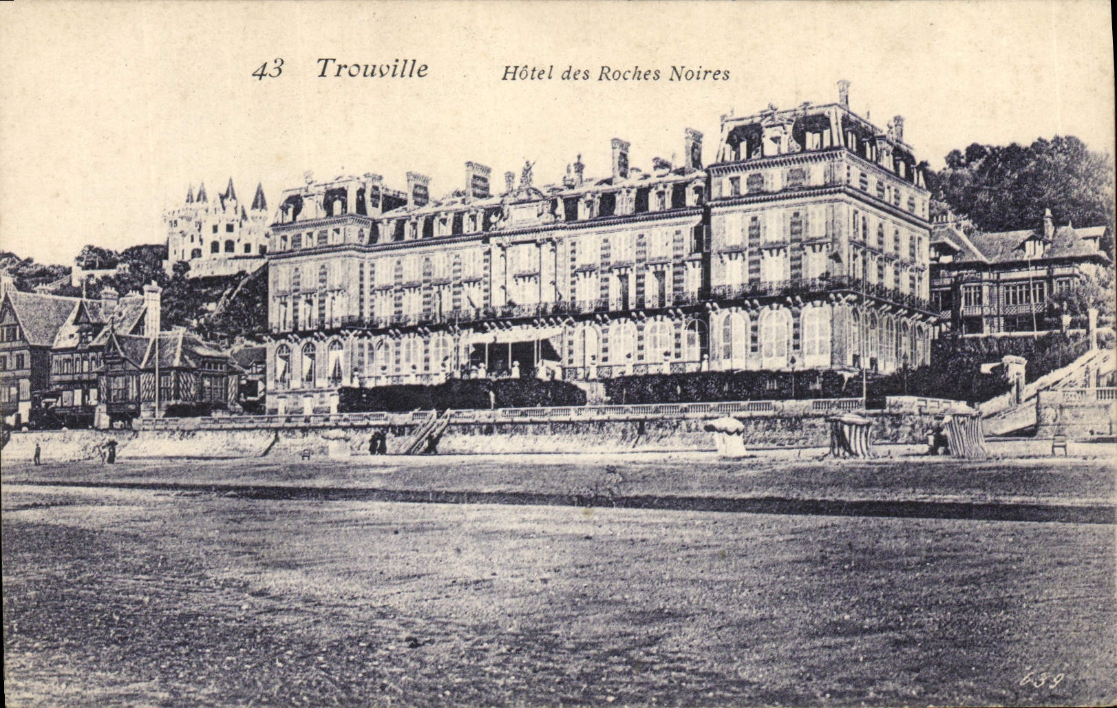 Hotel de Trouville de la POSTAL de la VENDIMIA de las rocas negras