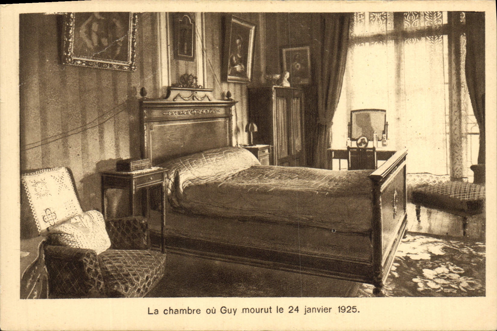 CPA Lisieux La Chambre ou Guy Mourut