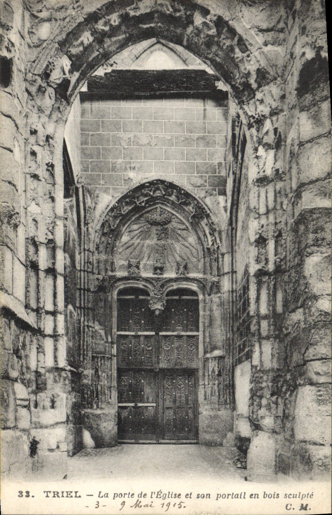 VINTAGE POSTCARD Triel the Gate of the Church and its Gate out of wooden Carves
