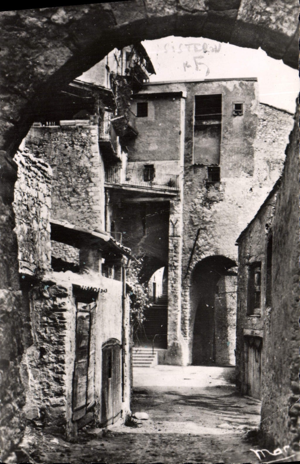 MODERN CARD Sisteron Rue Make Hot