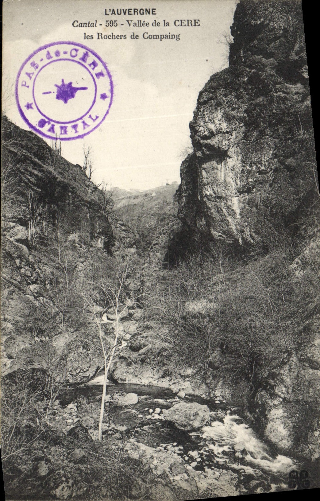 VINTAGE POSTCARD Valley of Cere Rocks of Compaing