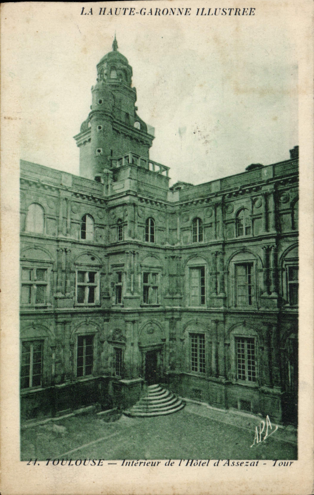 VINTAGE POSTCARD Interior Toulouse of the Hotel D Assezat Turn
