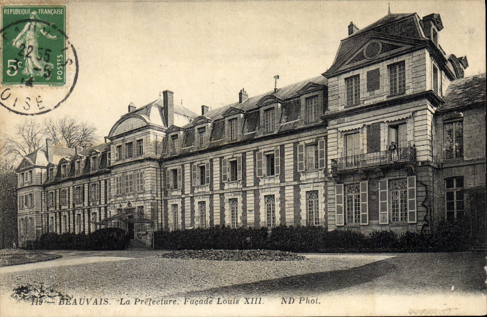 CPA Beauvais La Prefecture Facade Louis XIII