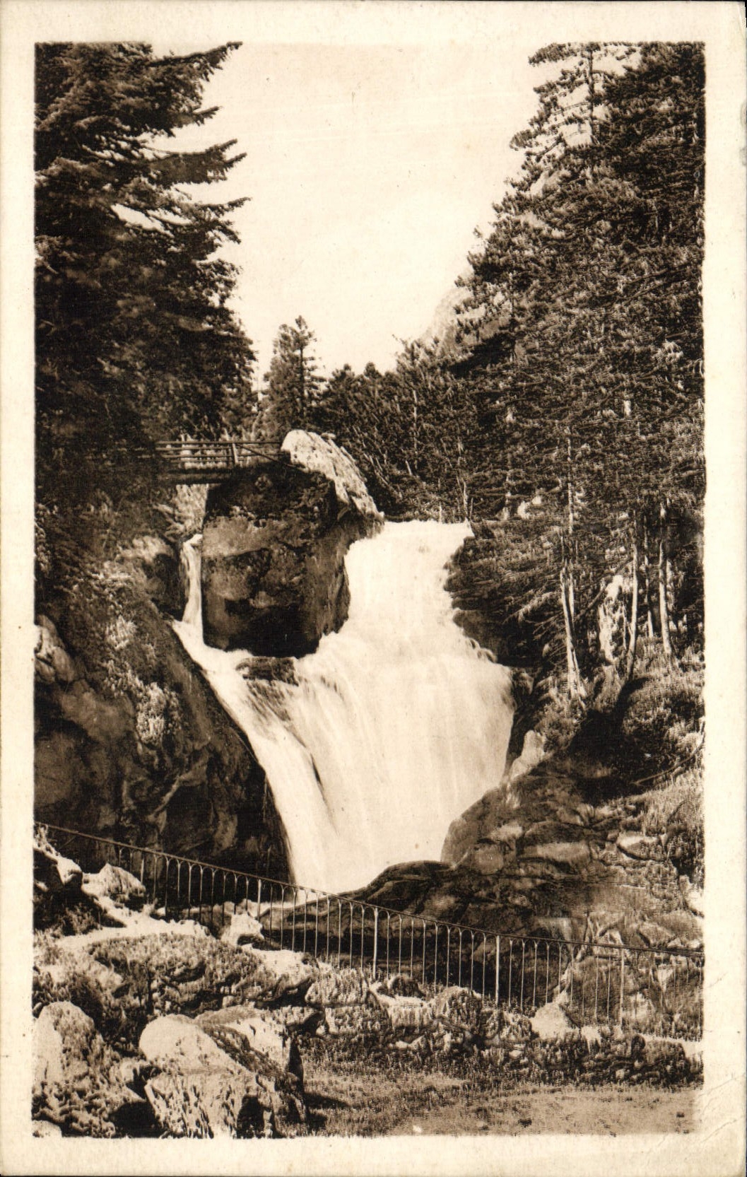 CPA Cauterets Cascade du Cerisey