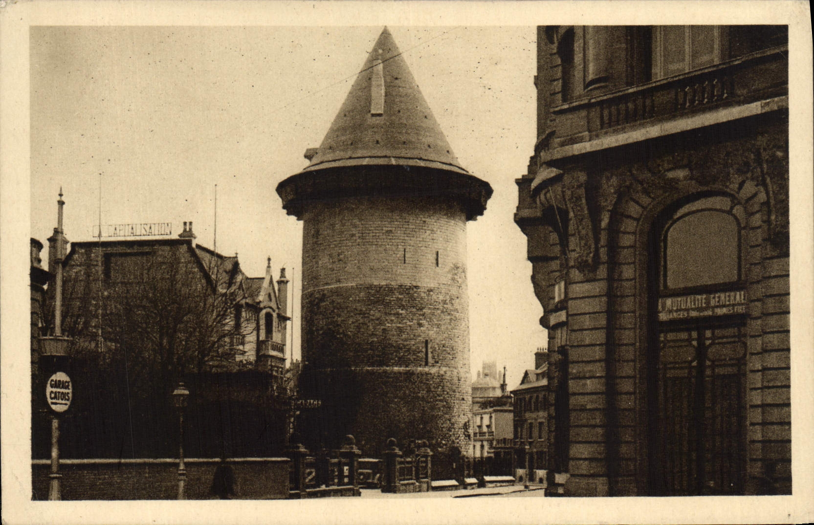 VINTAGE POSTCARD Rouen the Tower Jeanne d' Arc general Reciprocity