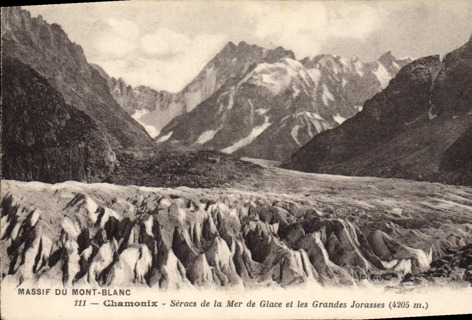 CPA Chamonix Mont Blanc Seracs de la Mer de Glace et les Grandes Jorasses