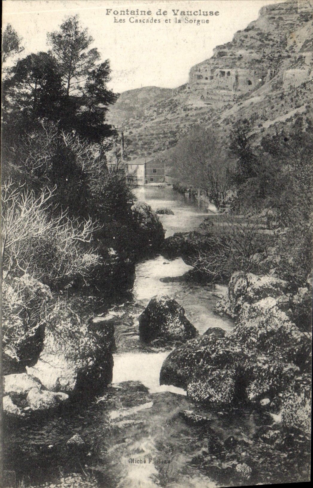 VINTAGE POSTCARD Fountain of Vaucluse cascades and Sorgue