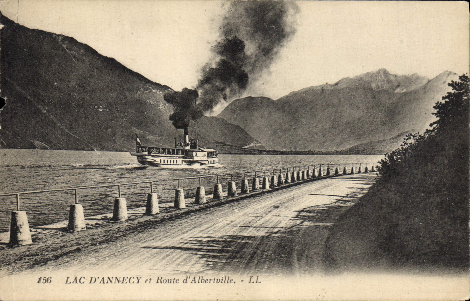 CPA Lac d'Annecy et Route d'Albertville Bateau