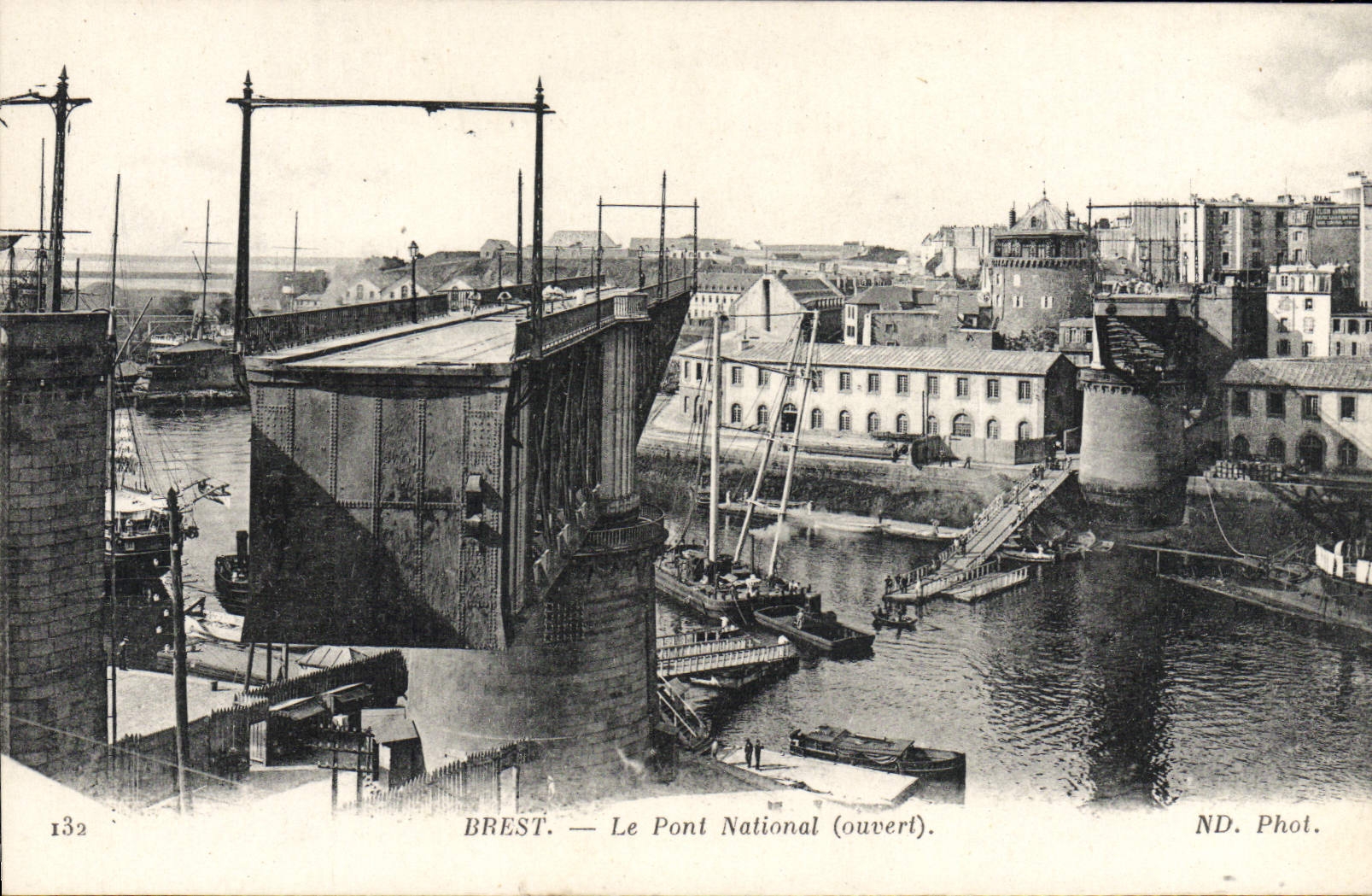 VINTAGE POSTCARD Brest the National Bridge