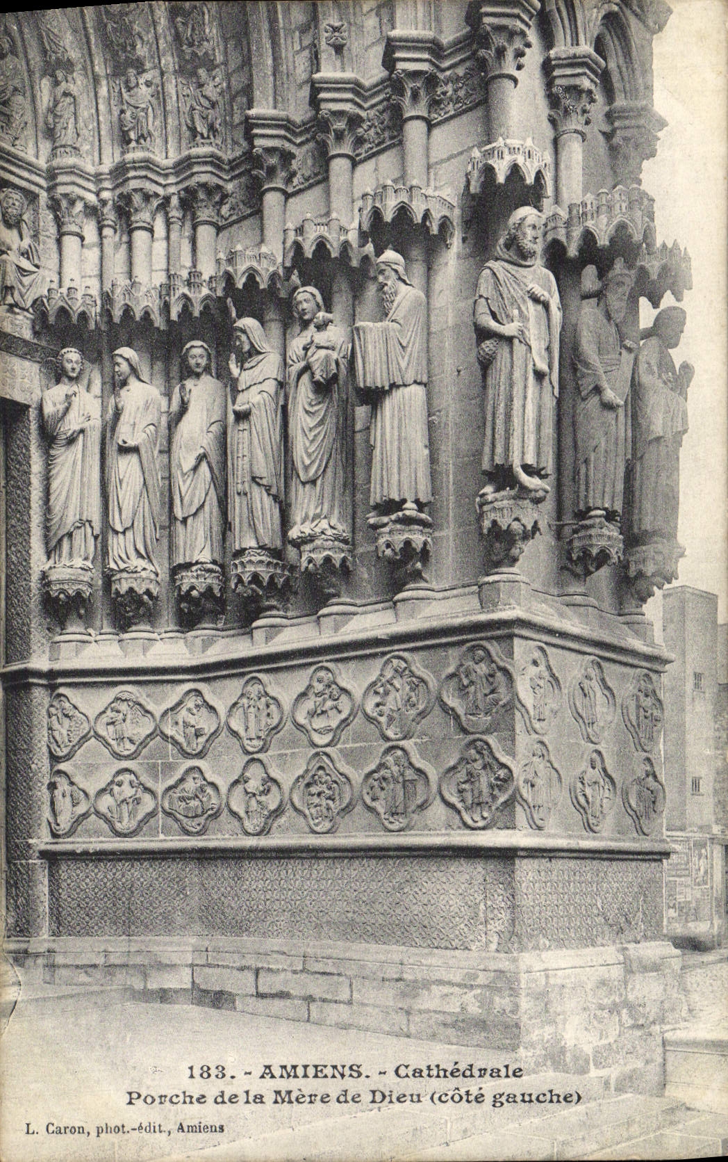 VINTAGE POSTCARD Amiens Cathedral Porch of the Mother of God
