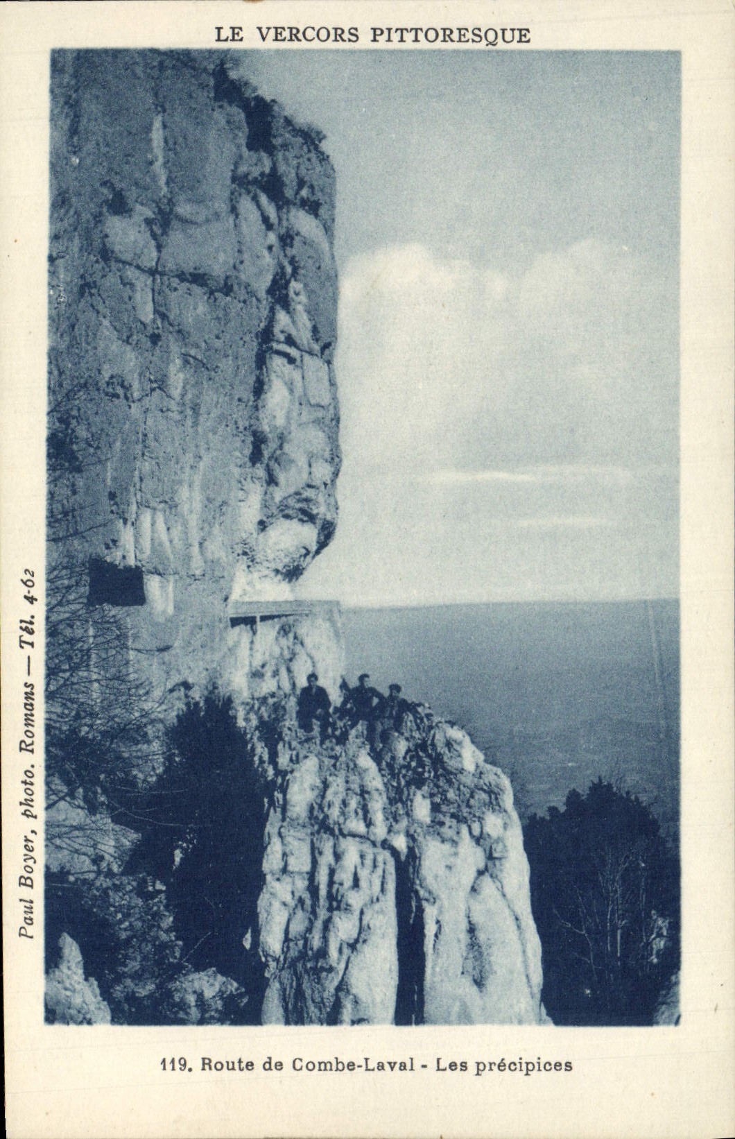 VINTAGE POSTCARD Road of Combe Laval chasms