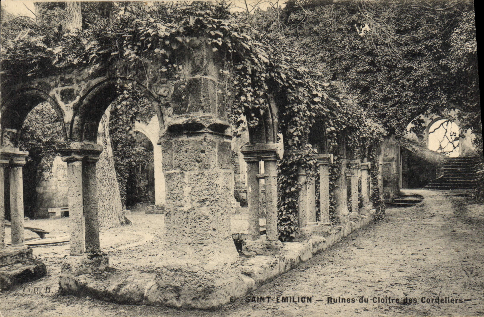 VINTAGE POSTCARD Holy Emilion Ruins of the cloister of Cordeliers