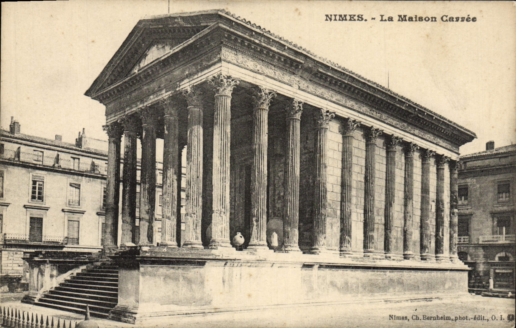 CPA Nimes La Maison Carree 