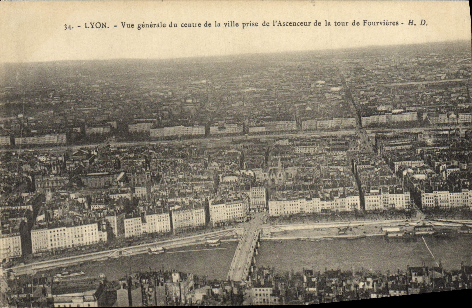 Opinión de Lyon de la POSTAL de la VENDIMIA del centro de la ciudad tomada del elevador de la torre de Fourvieres
