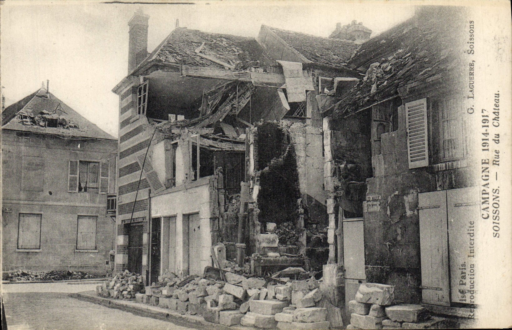 CPA Soissons Tue du chateau 