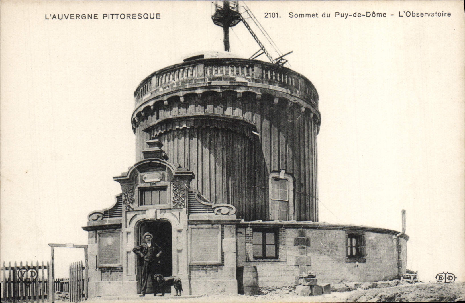 VINTAGE POSTCARD Picturesque Auvergne Summit of Puy de Dome the observatory