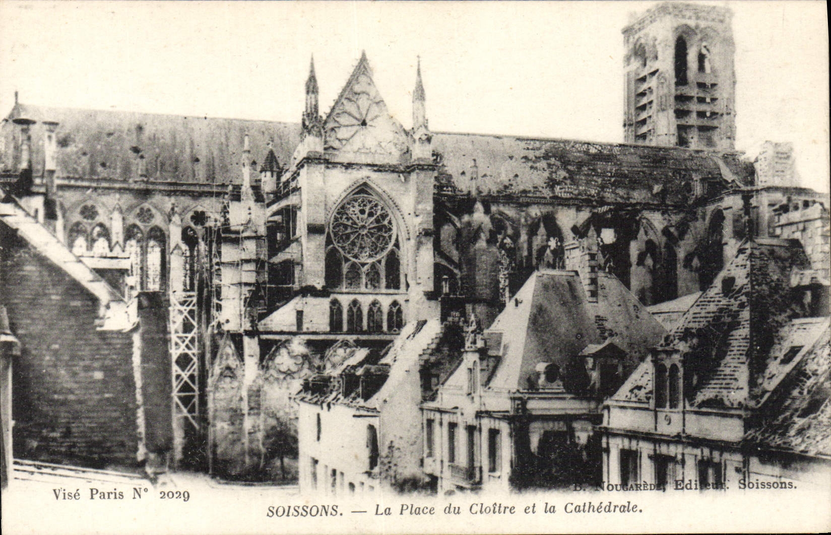VINTAGE POSTCARD Soissons the Place of the Cloister and the Cathedral