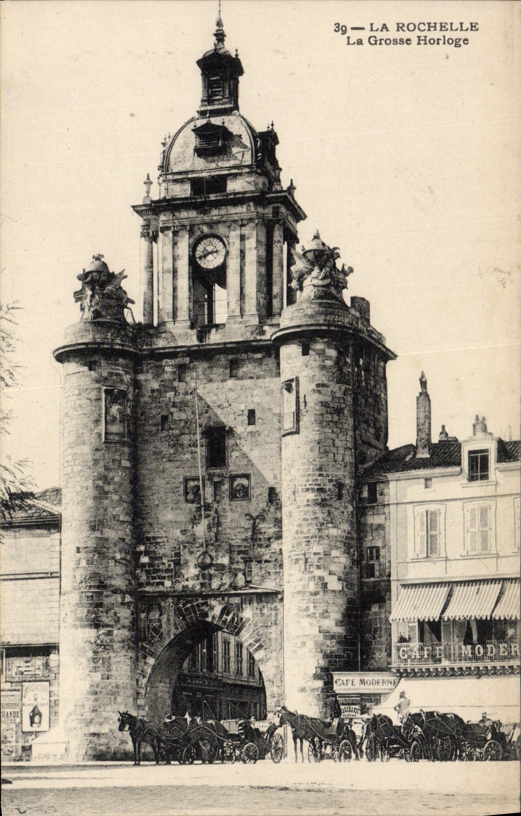 POSTAL La Rochelle de la VENDIMIA el caballo grande de los caballos del reloj