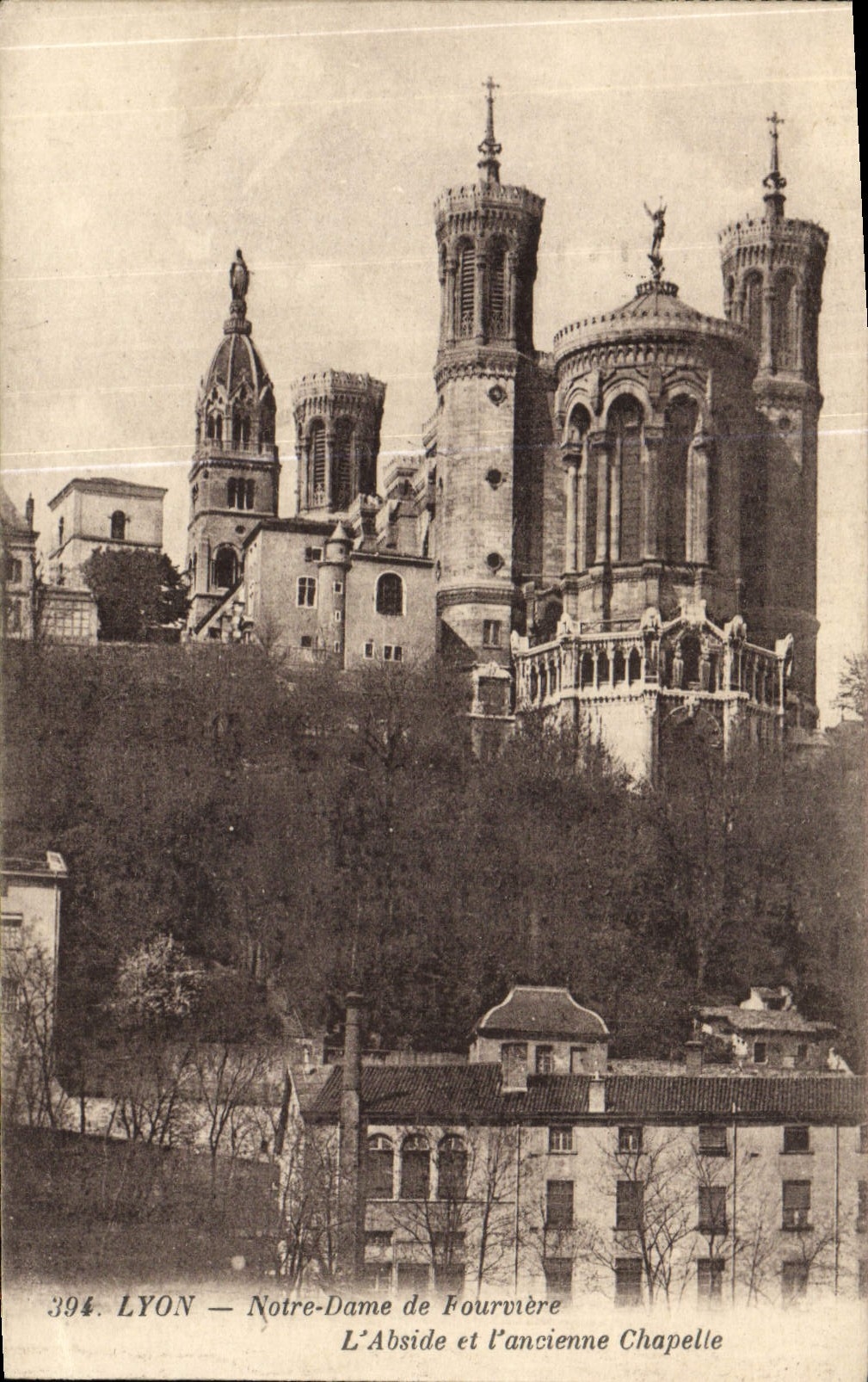 POSTAL Lyon Notre Dame de Fourviere de la VENDIMIA el apse y la cámara acorazada vieja