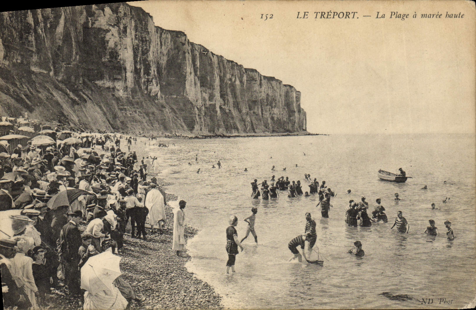 La POSTAL Treport de la VENDIMIA la playa tiene alta marea